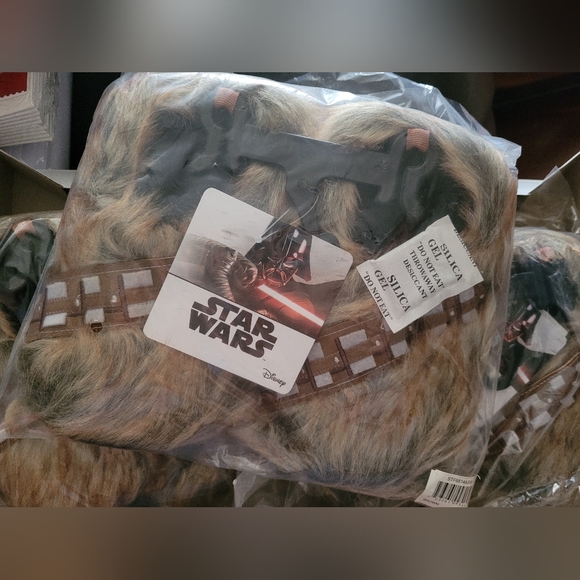 12 pair Disney STAR WARS Slippers - Picture 3 of 3